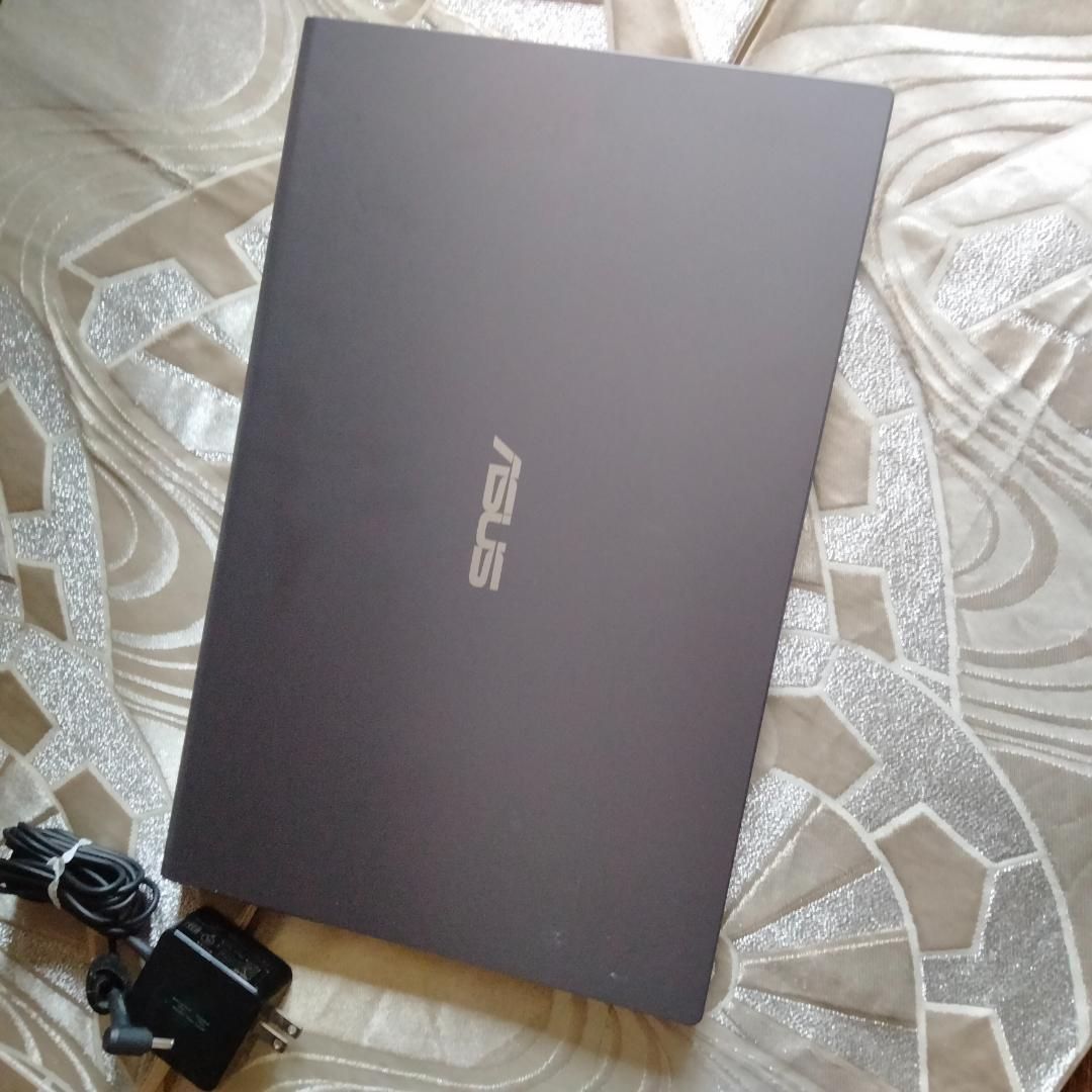 ASUS 15