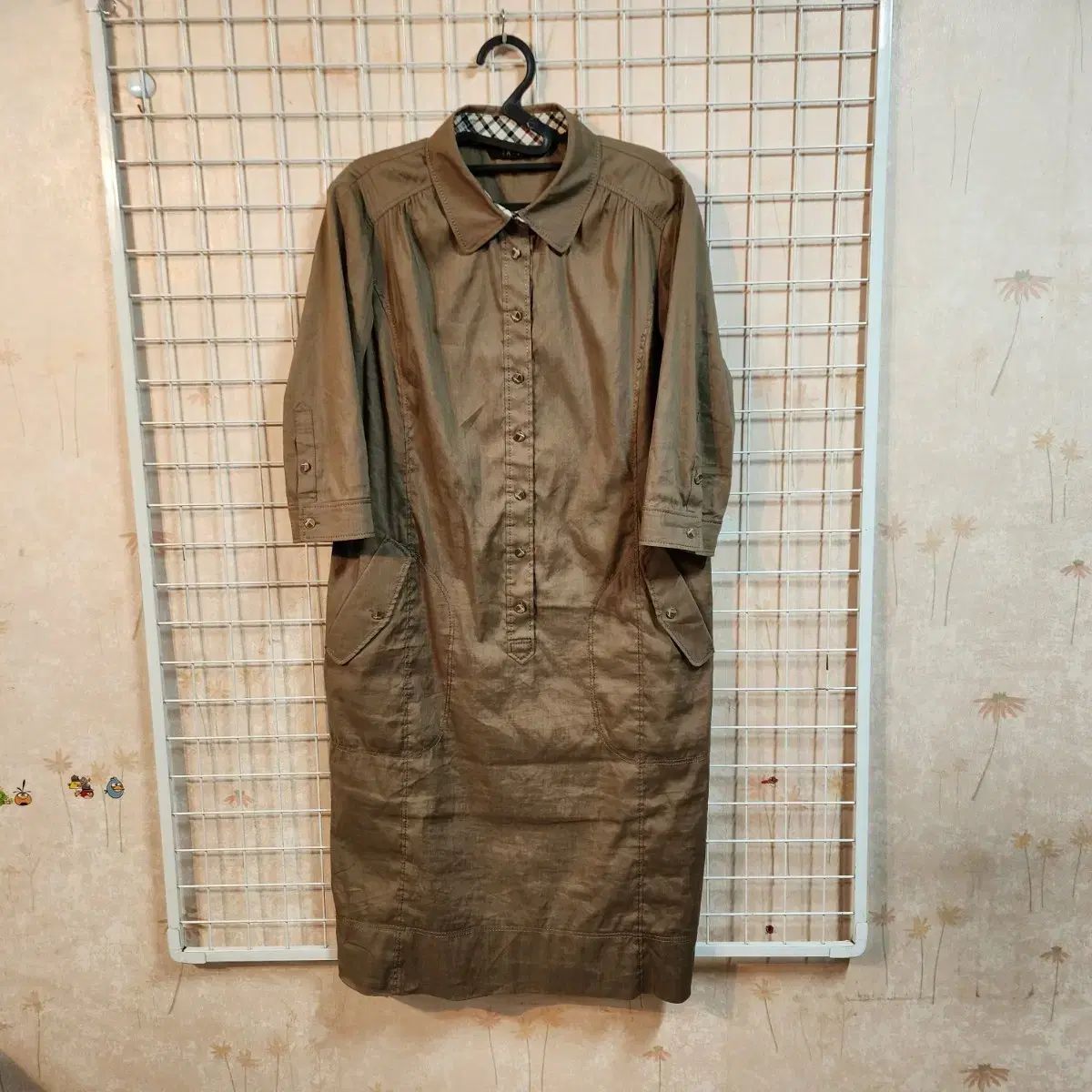 (ほぼ新品)DAKS (麻62%) ONE PIECE (レディース キー 100)