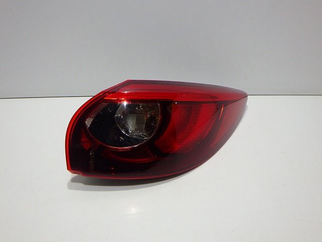 CX-5 右テール KE2AW 後期 W2549 K070-51-150D コーティング 美品 260612045