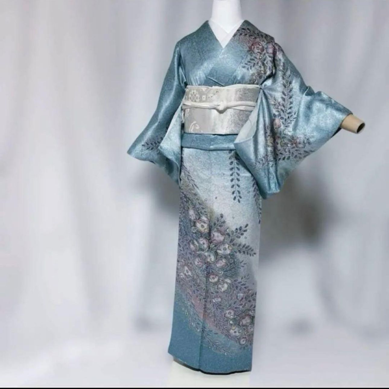 静かに圧倒される美しさ。” 辻が花訪問着フルセット - メルカリ