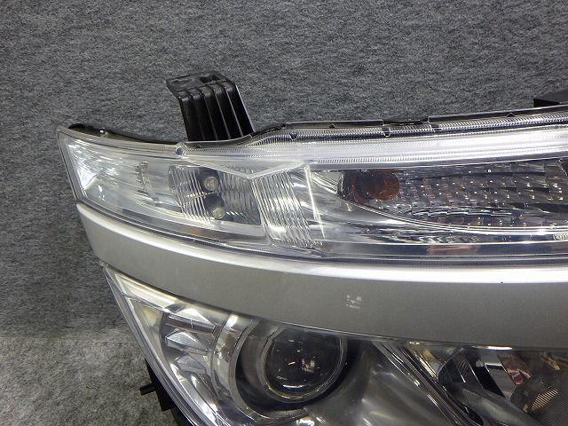 エルグランド ヘッドライト 左右 HID キセノン E52 TNE52 前期 100