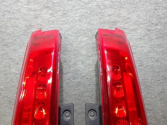 エクストレイル テール 左右 T31 DNT31 後期 220-23308 26555-3UB0A