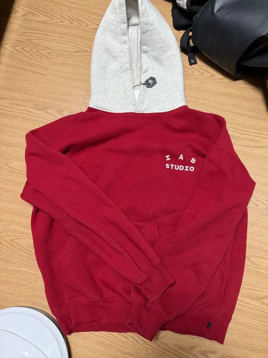 IAB Studio フーディー Tシャツ 出品