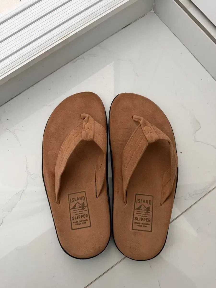 ISRAND SLIPPER (アイランドスリッパ) スウェード ブラウン 280