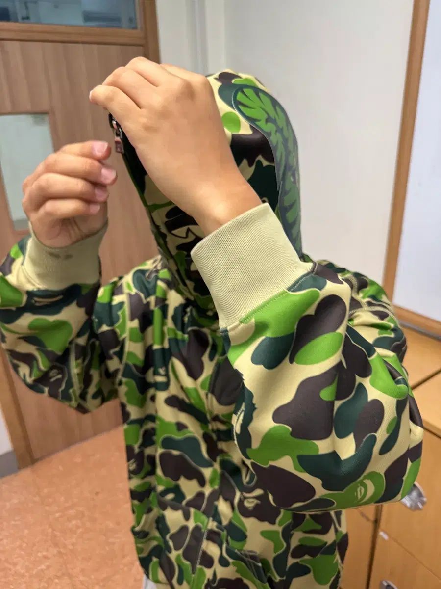 クリーム 正規品 A BATHING APE アベイシングエイプ カモフラ ジップアップ