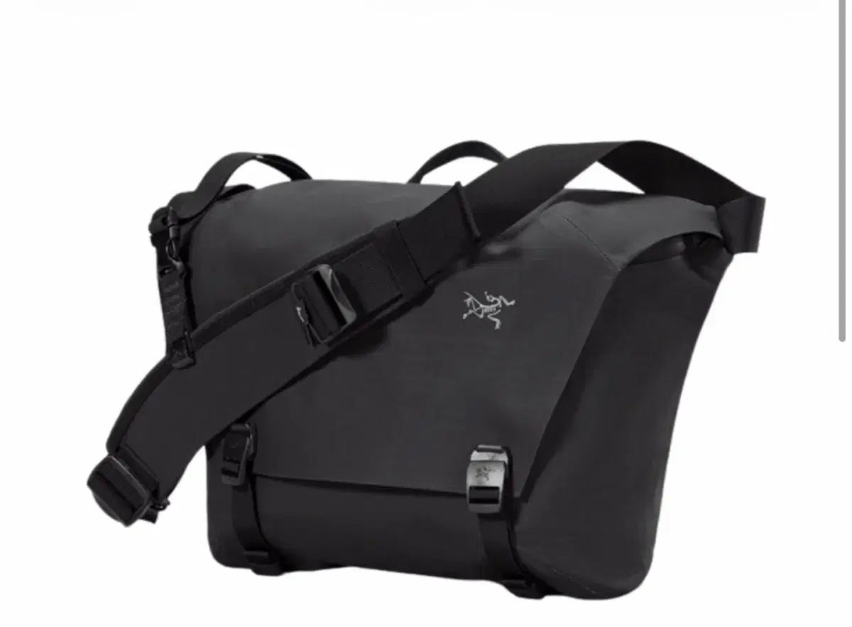 アークテリクス グランビル 10 キャリアー ブラック 新品