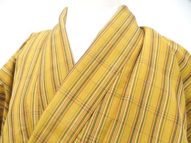 【一輝堂】紬 黄八丈紬 着物 正絹 美品 身丈約151.5cm 裄丈約61cm 26z06-3196