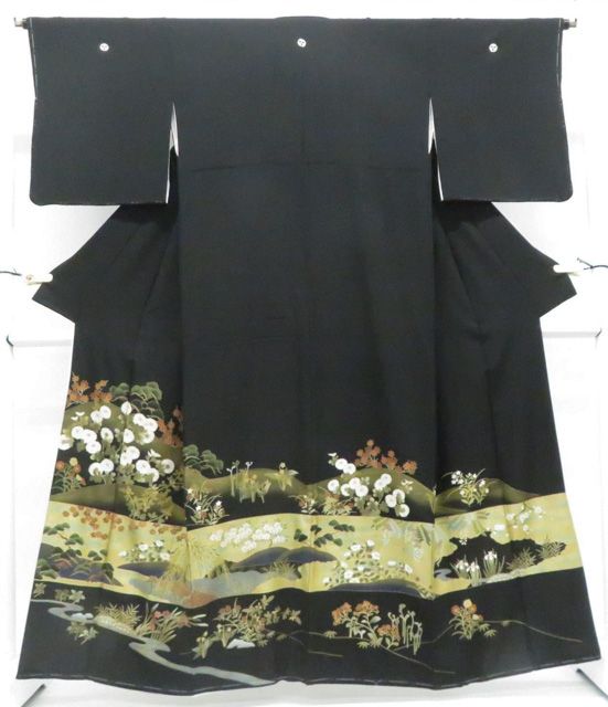 【京松】黒留袖 五つ紋 比翼仕立て 金彩　 着物 正絹 身丈約160.5cm 裄丈約64cm kyo8z06-1197
