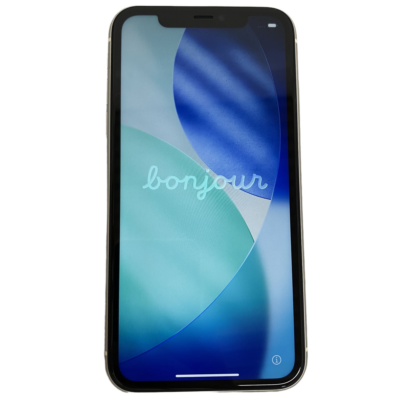 Apple iPhone 11 MWLU2J/A 6.1型 スマートフォン 携帯電話 64GB KDDI