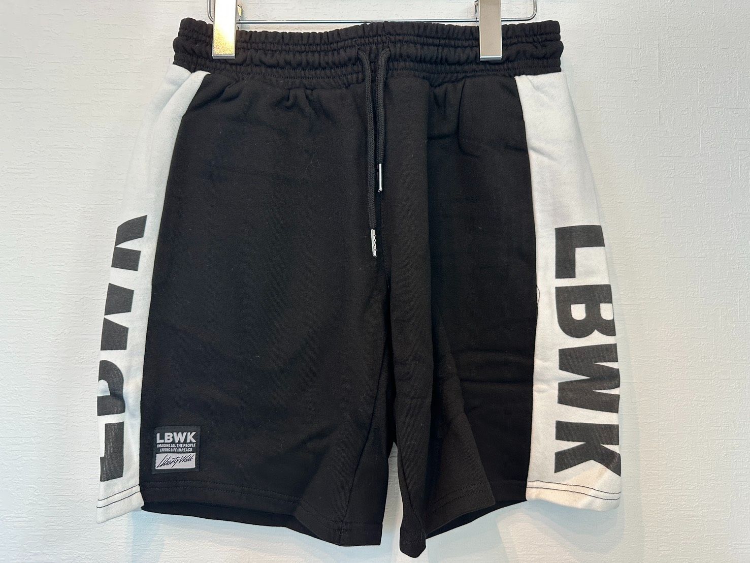 【LIBERTY WALK】LBWK Line Logo Half Pants