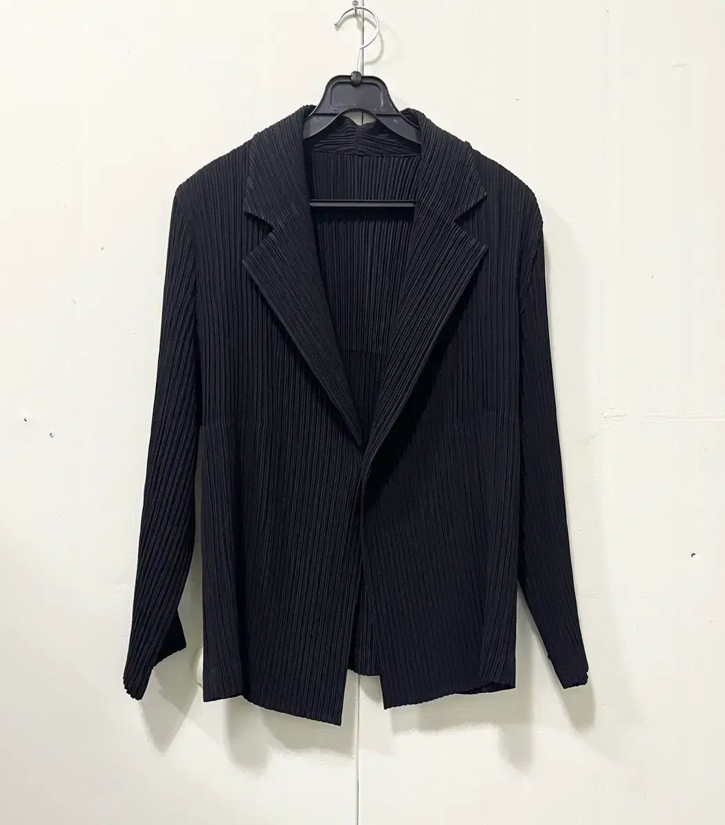 22ss ISSEY MIYAKE プリーツプリーズ ジャケット 店舗タグ サイズ2 ブラック