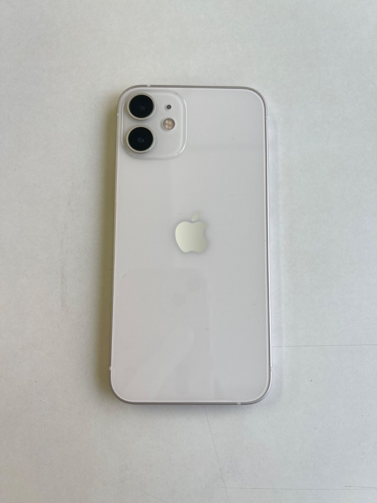 美品 iPhone 12 mini 64GB ホワイト バッテリー100% MGA63J/A - 0367