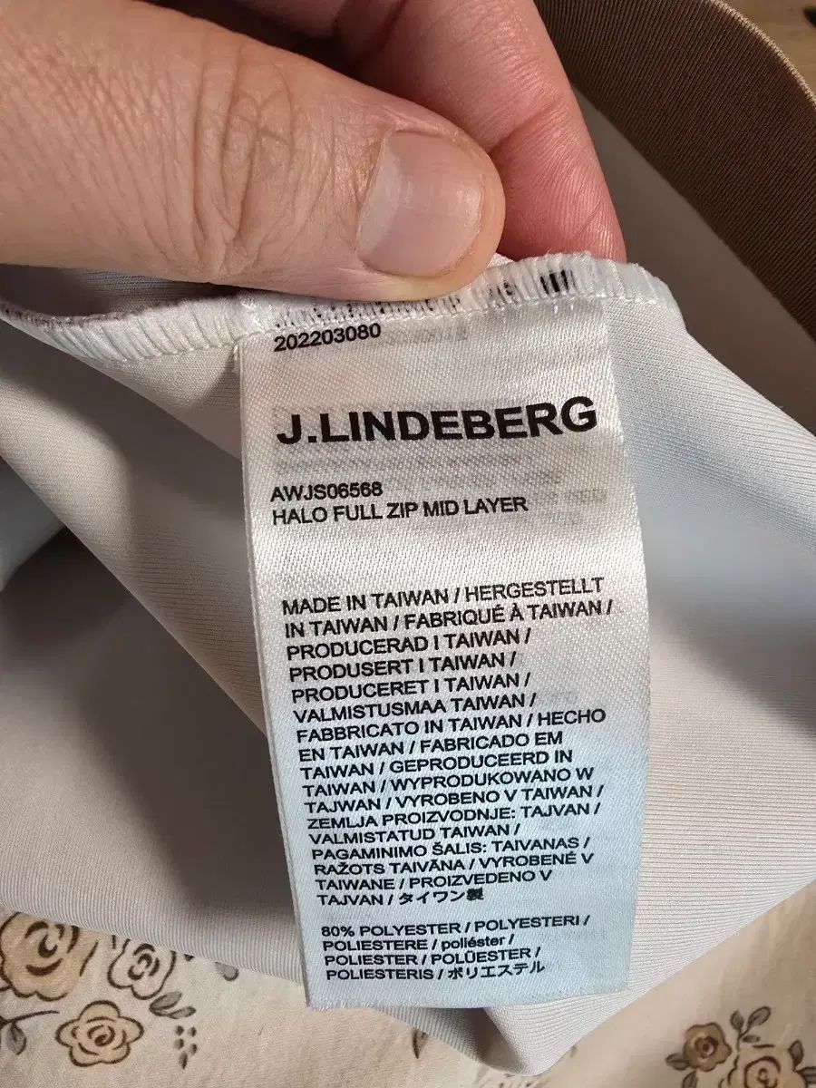 (正規品) J.LINDEBERG(J.リンドバーグ) レディース ジップアップ 50万)