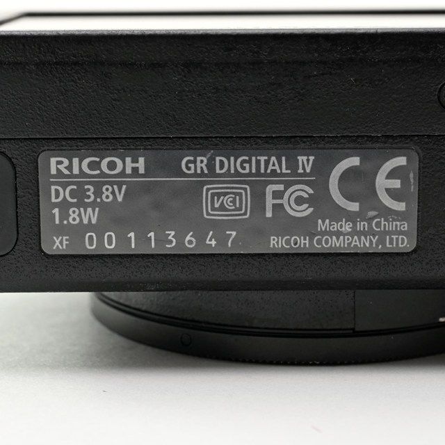 良品＞ RICOH GR DIGITAL IV｜高級コンパクトデジタルカメラ