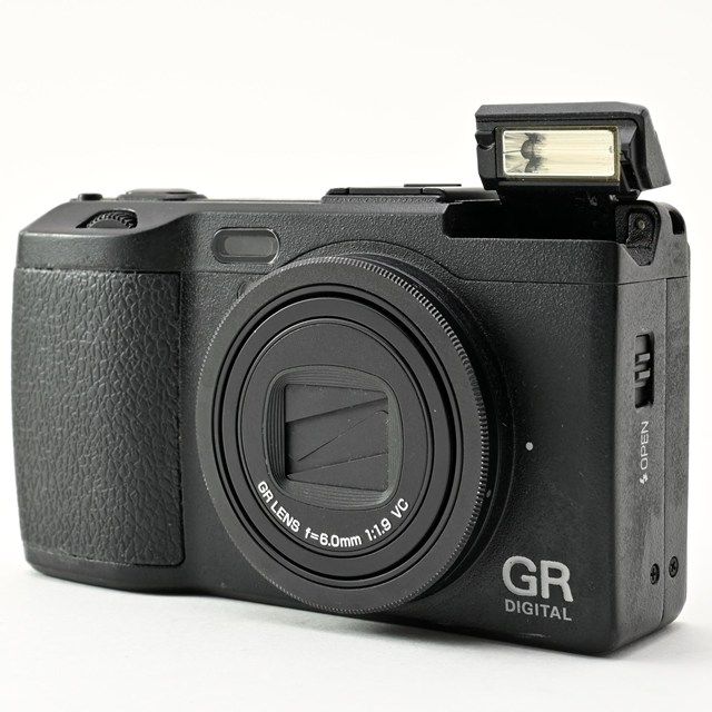 シャッター数4800回 美品 RICOH GR DIGITAL IV 訳あり 良品＞ RICOH GR DIGITAL IV｜高級コンパクトデジタルカメラ