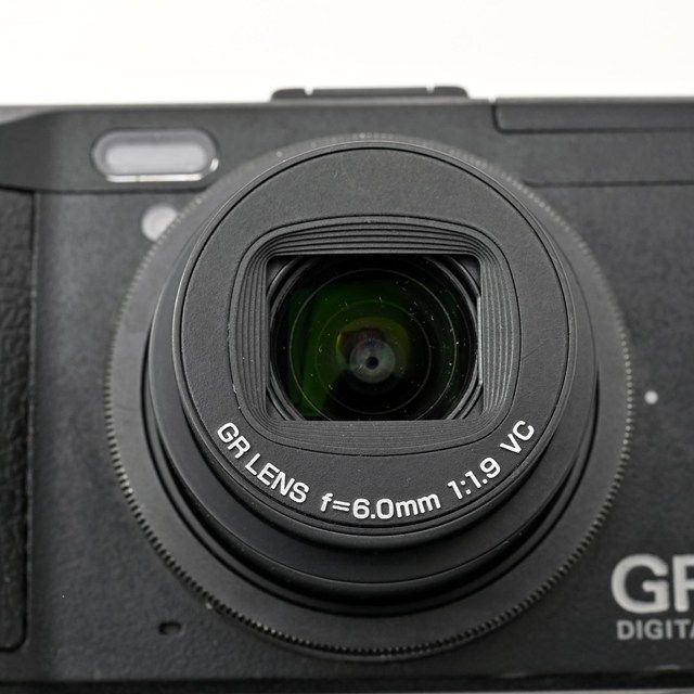 良品＞ RICOH GR DIGITAL IV｜高級コンパクトデジタルカメラ