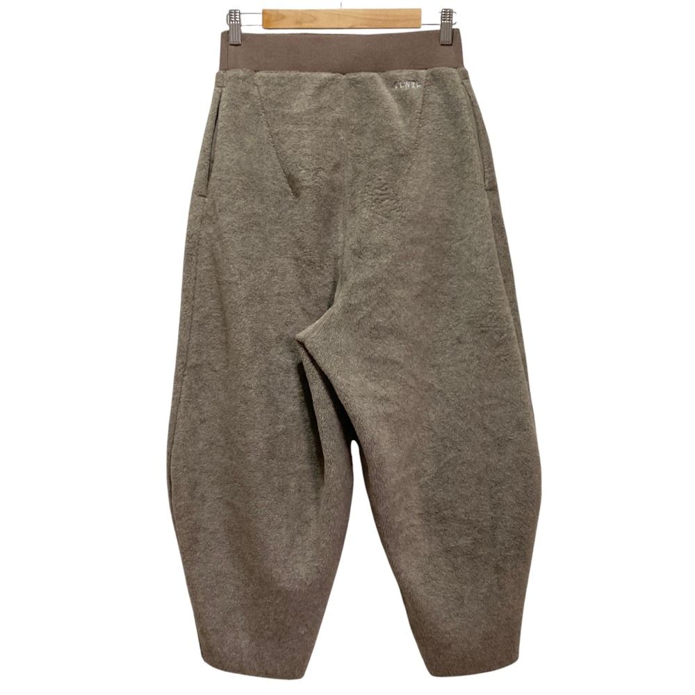 美品 ALWEL オルウェル FLEECE PEG PANTS FLEECE-6 フリース パンツ OS グレージュ レディース 古着 中古 USED - メルカリ