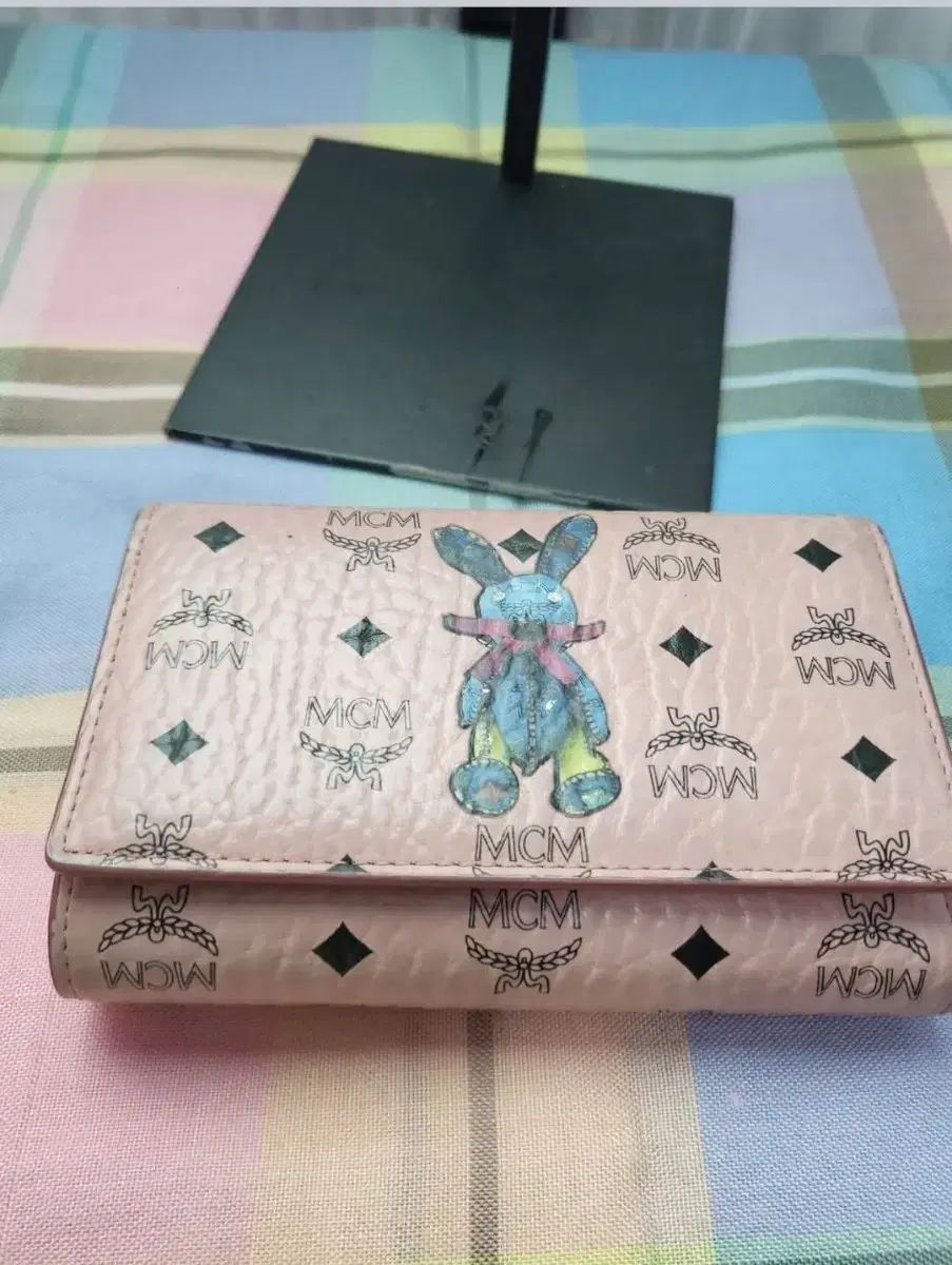 MCM うさぎ 財布 ピンク