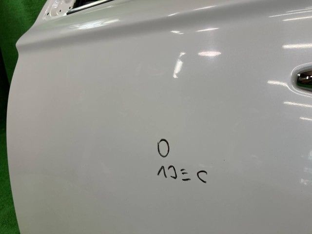 アウトランダー GG2W 左フロントドア PHEV Gナビパッケージ 4WD