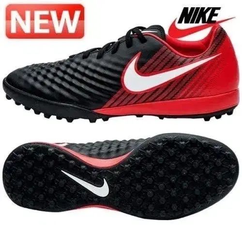 NIKE サッカーシューズ