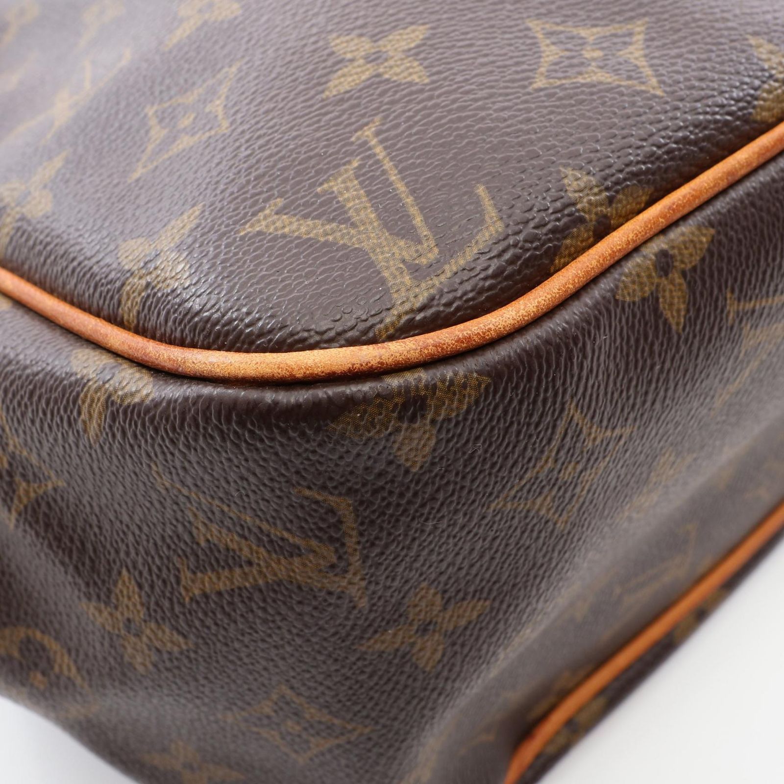 LOUIS VUITTON ルイ・ヴィトン バティニョール オリゾンタル ショルダーバッグ