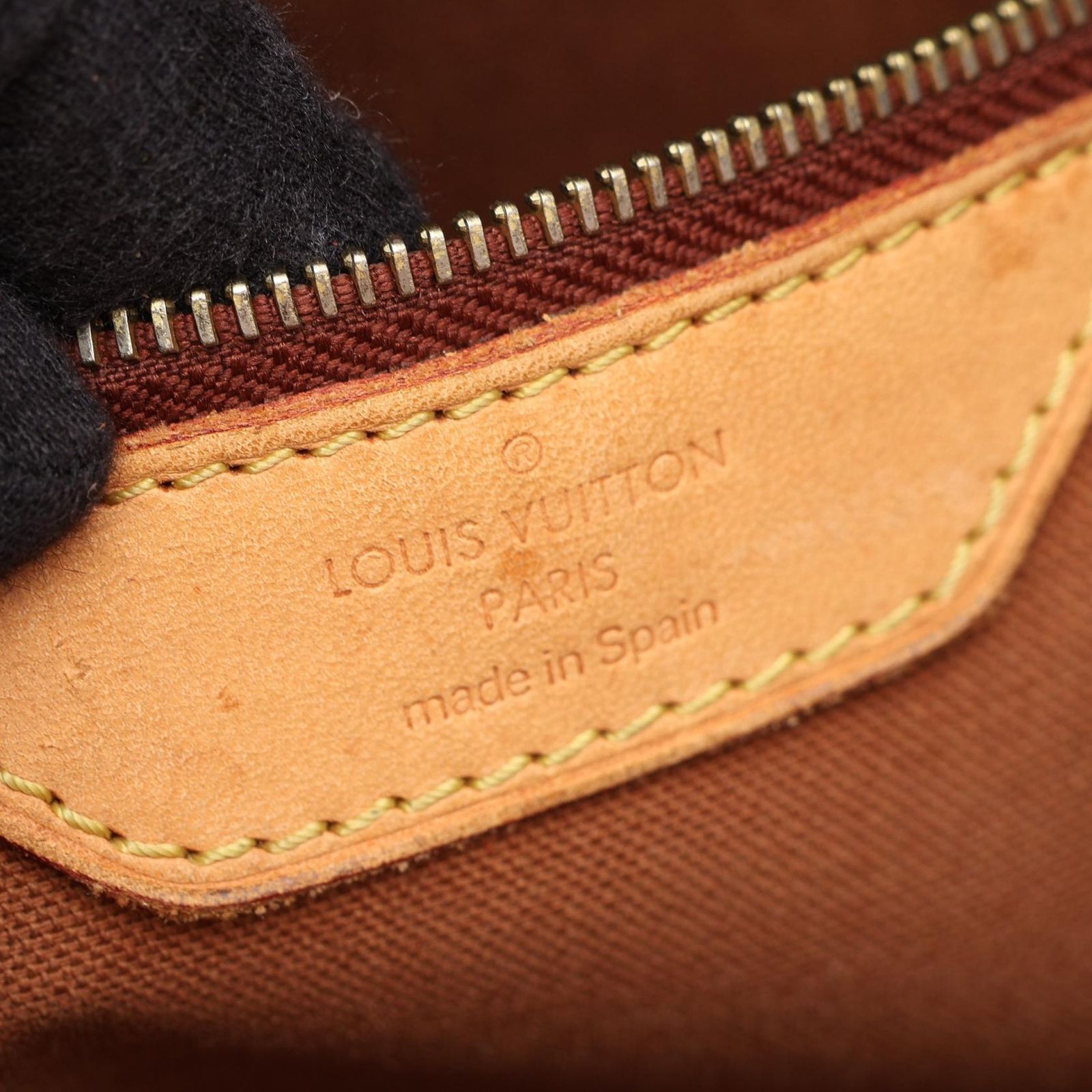 LOUIS VUITTON ルイ・ヴィトン バティニョール オリゾンタル ショルダーバッグ
