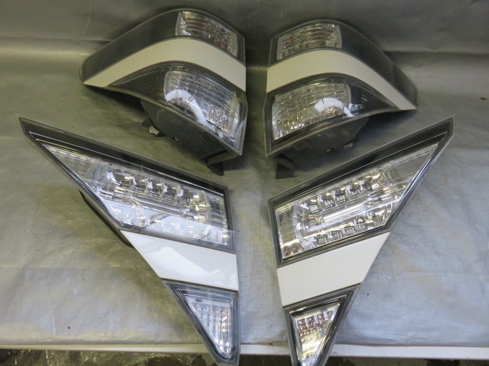 ☆SB905/点灯OKアルファード ヴェルファイア20系 GGH20W/後期 LED