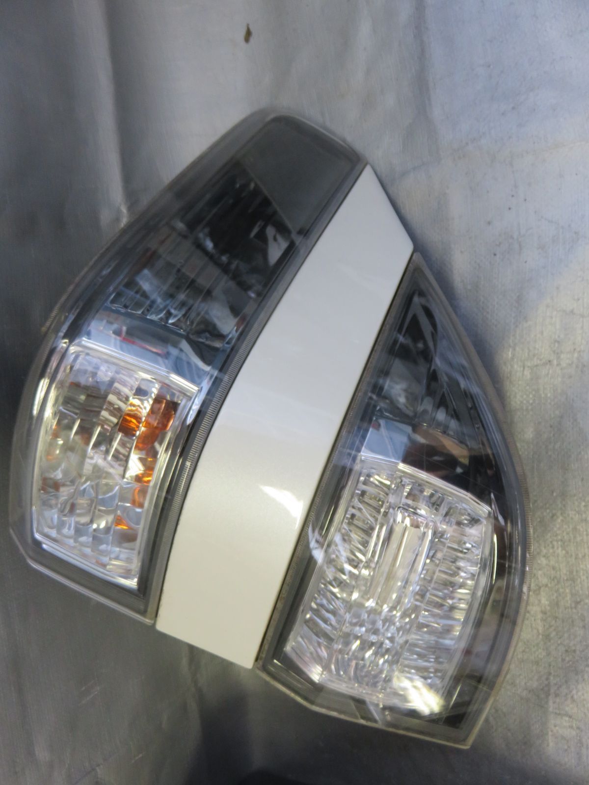 ☆SB905/点灯OKアルファード ヴェルファイア20系 GGH20W/後期 LED
