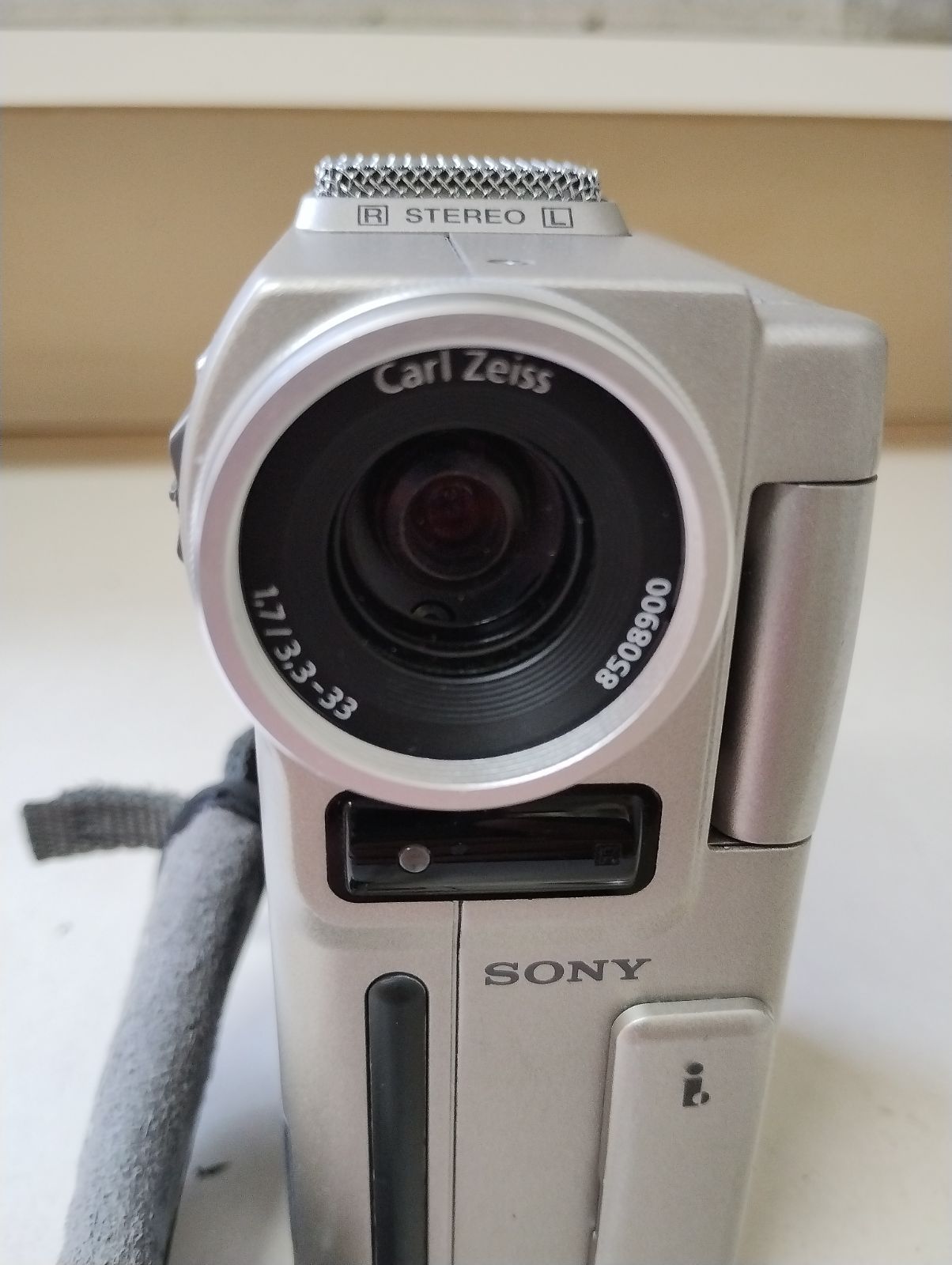 F4-76】◇中古 Mini DV ソニーデジタルビデオカメラ SONY DCR-PC1