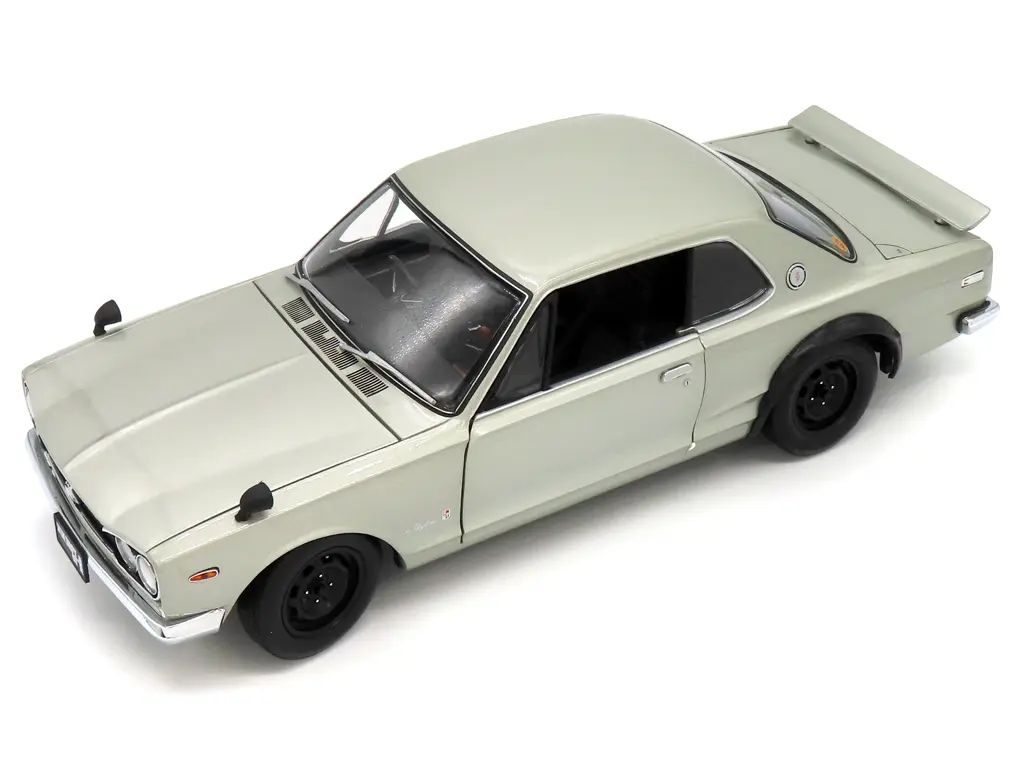 【中古】ミニカー 1/18 NissanSkyline 2000GT-R KPGC-10 Normal・Wheel Version UP(シルバー) [K08127S]