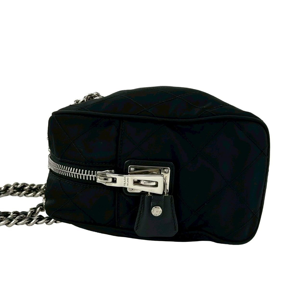 極 美品 PRADA プラダ 三角ロゴ 金具 キルティング ナイロン レザー 本
