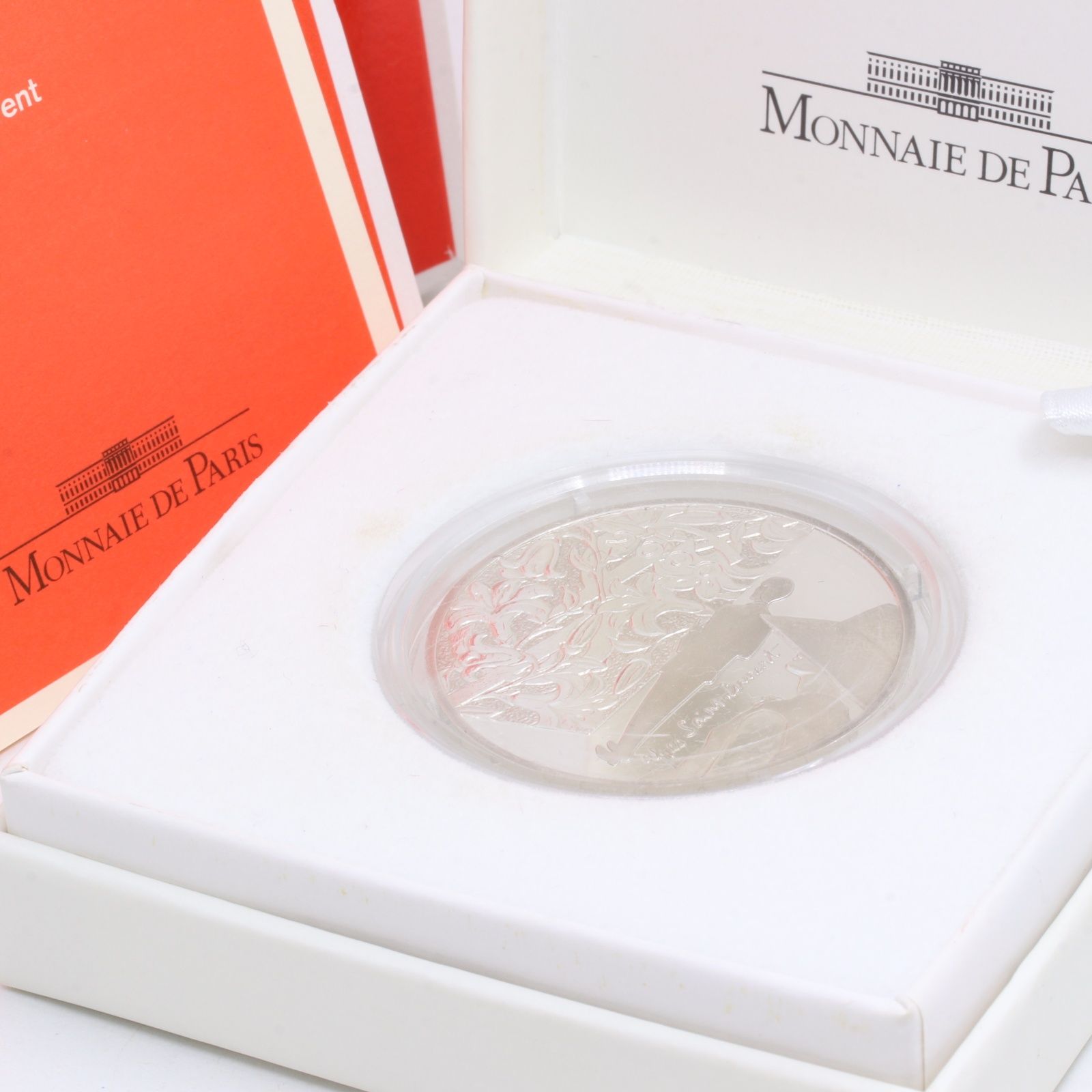 ITYPSISO4S7I 美品 Yves Saint Laurent イブサンローラン 10フラン銀貨 2000年 SV900 硬貨 コレクション 22.2g