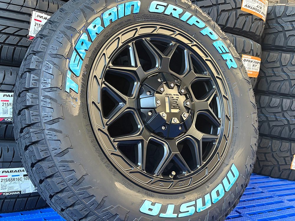 【車検対応】 デリカ D5 RAV4 アウトランダー タイヤホイール 16インチ｜MONSTA TERRAIN GRIPPER 215/70R16 ホワイトレター LEXXEL InFerno