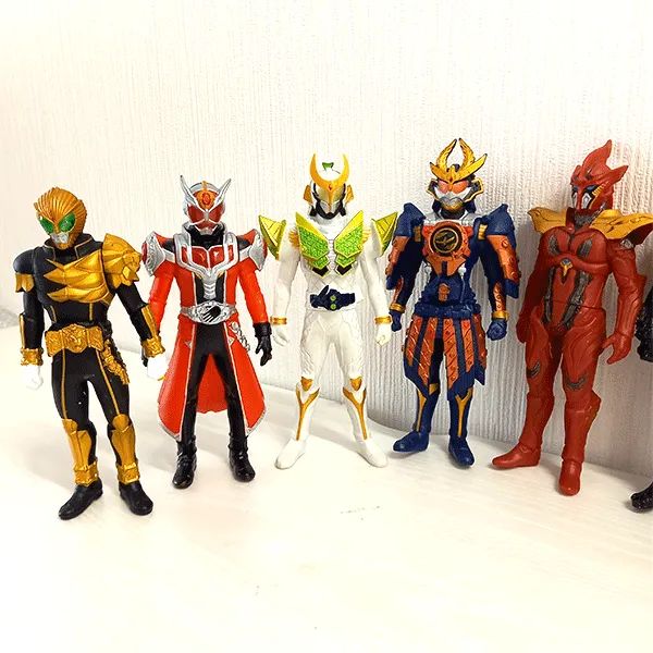 仮面ライダー 鎧武 ソフトフィギュア まとめ売り！ 仮面ライダー ソフビ フィギュア 11体 まとめ売り オーズ ウィザード
