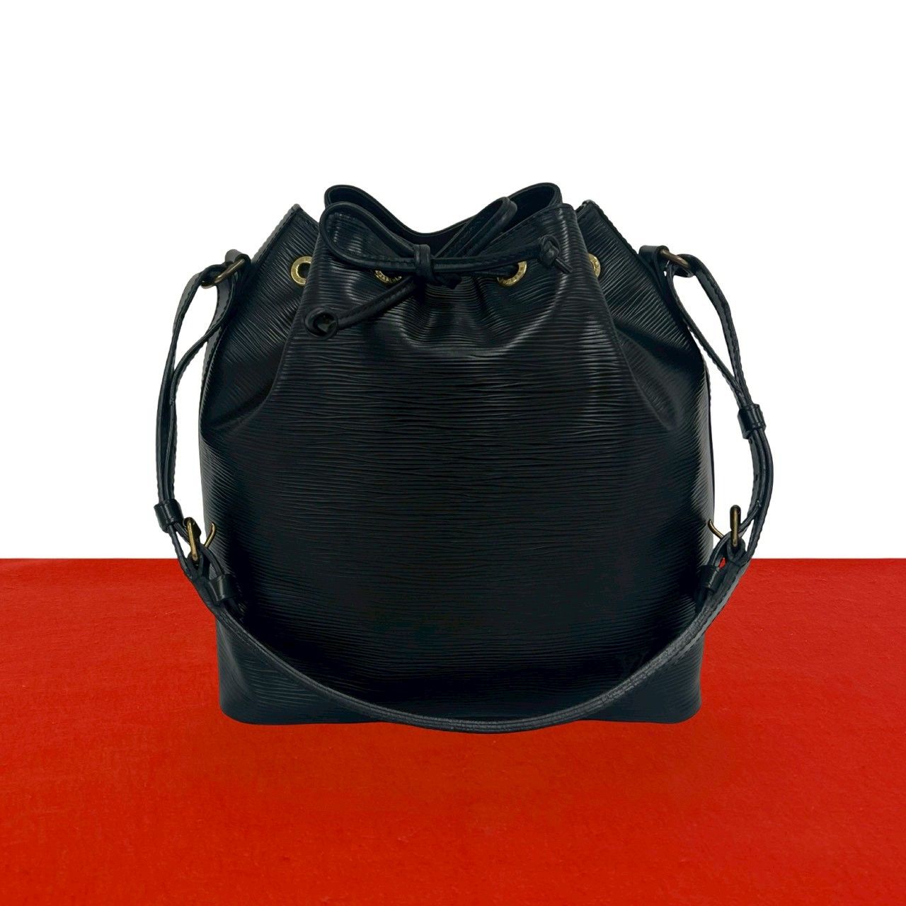 極 美品 LOUIS VUITTON ルイヴィトン プチ ノエ エピ レザー 本革 巾着 セミ ワン ショルダーバッグ トートバッグ ノワール 23611