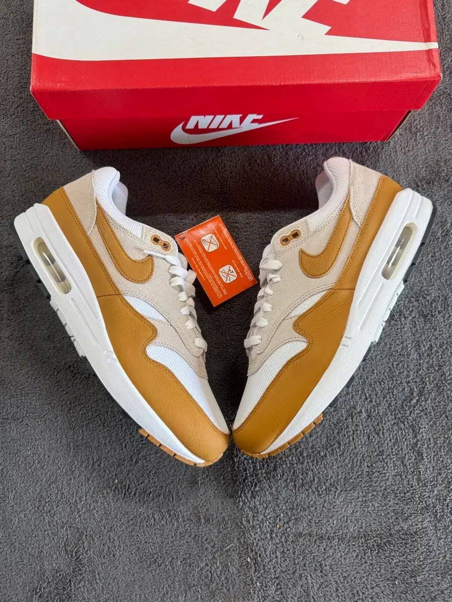 新品 NIKE ナイキ エアマックス1 BRONN 280サイズ