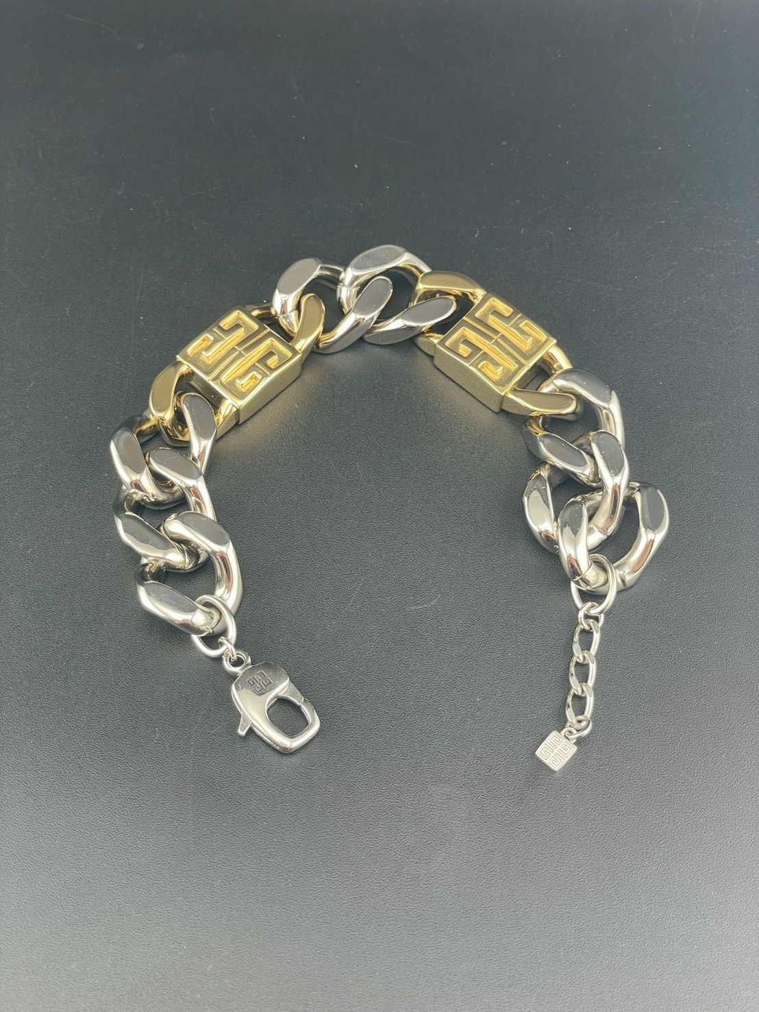 【中古品】 GIVENCHY ブレスレット BN206XF003 メンズ　ジパンシー