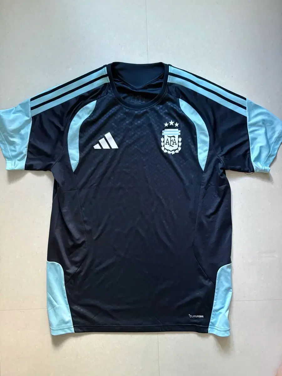 26-27 アルゼンチン 韓国国家代表 トレーナー ネイビー 出品