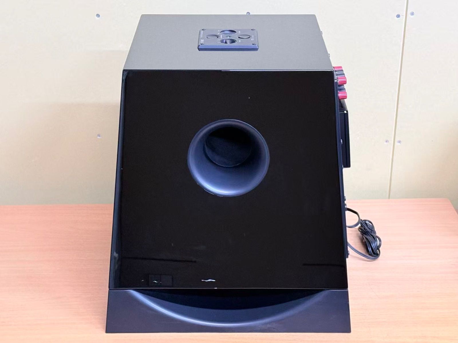 未使用　ヤマハ　ウーハー　NS-SW700 BP　 ブラック 展示品