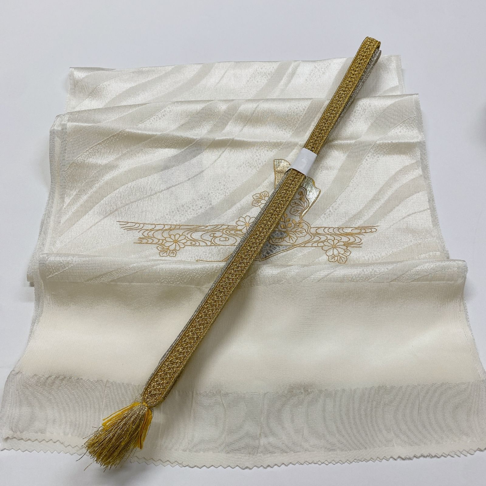［8330］帯締め 帯揚げ セット 扇草花霞文様 金彩 正絹 着物 帯絞め