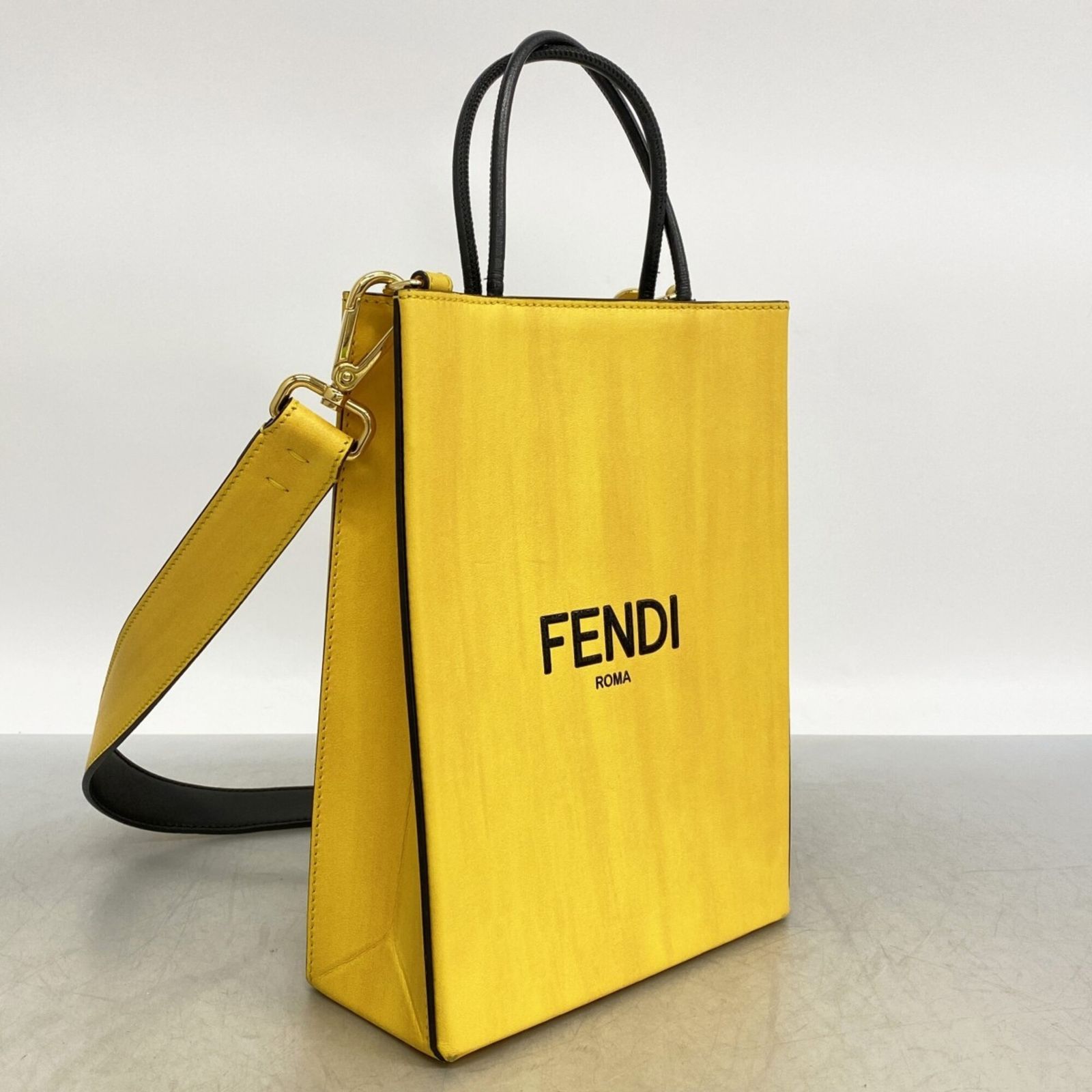 フェンディ(Fendi) フェンディ ハンドバッグ バッグ レザー イエロー