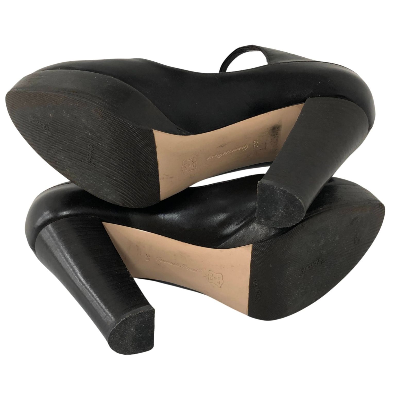 GIANVITO ROSSIジャンヴィト ロッシ パンプス　ブラック38 Gianvito Rossi/ジャンヴィトロッシ/パンプス/サイズ38/レディース
