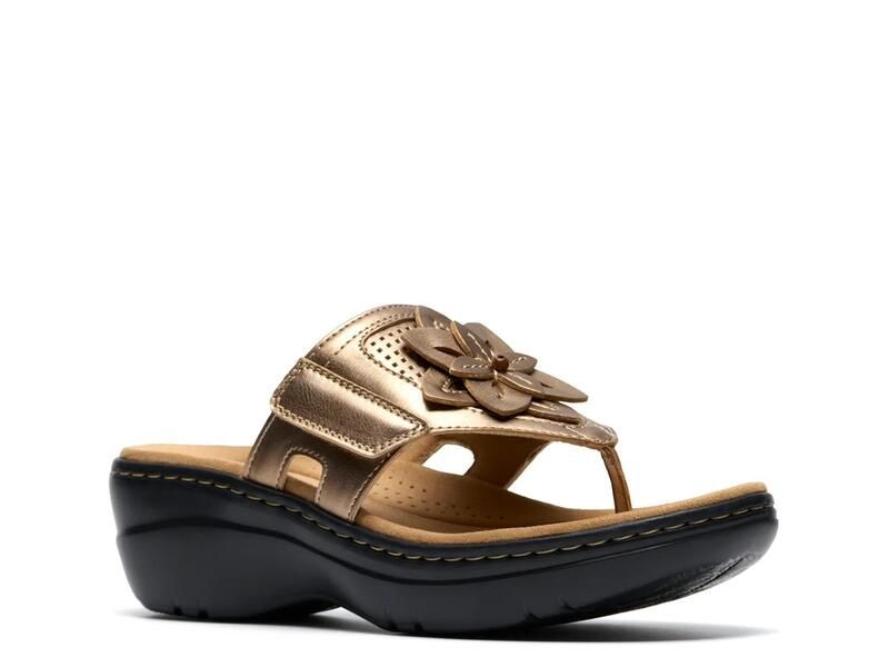クラークス レディース シューズ サンダル Clarks Merliah Kyla Sandal Gold Metallic ゴールド