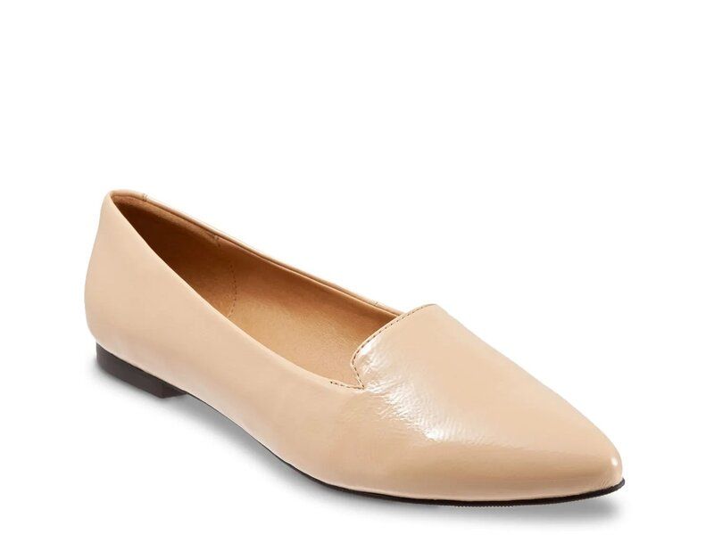 トロッターズ レディース シューズ スリッポン・ローファー Trotters Harlowe SlipOn Beige ベージュ