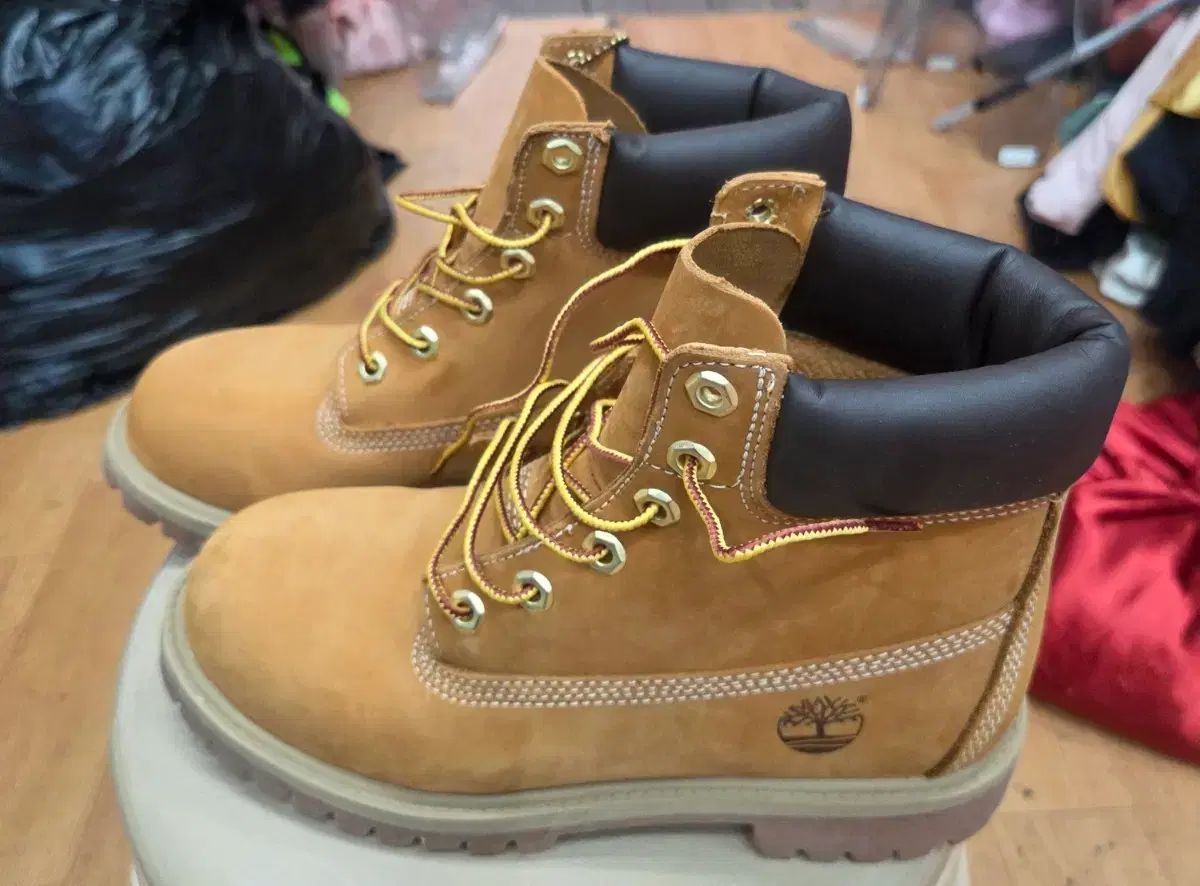 Timberland ティンバーランド ウォーカーブーツ 6インチ イェロー