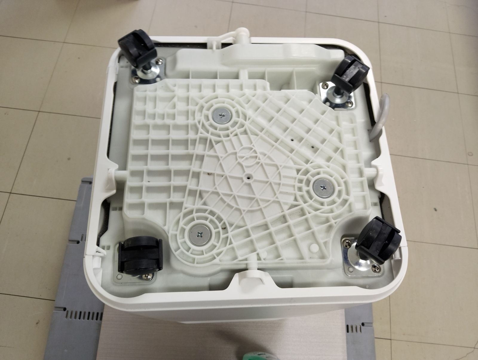 極美品・2025年製】タンスのゲン スポットエアコン QL09 スポット