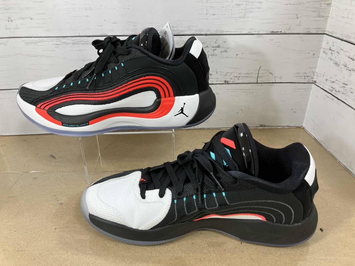 NIKE ナイキ スニーカー HF0824-001 黒／白 26.0cm 通年