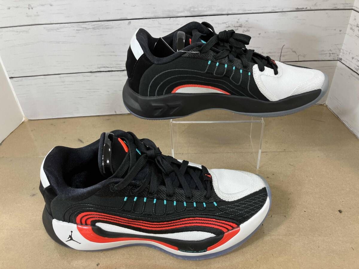 NIKE ナイキ スニーカー HF0824-001 黒／白 26.0cm 通年