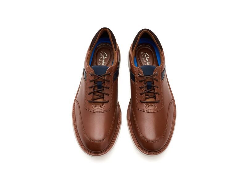 クラークス メンズ シューズ オックスフォード Clarks Brantin Style Tan Leather タン