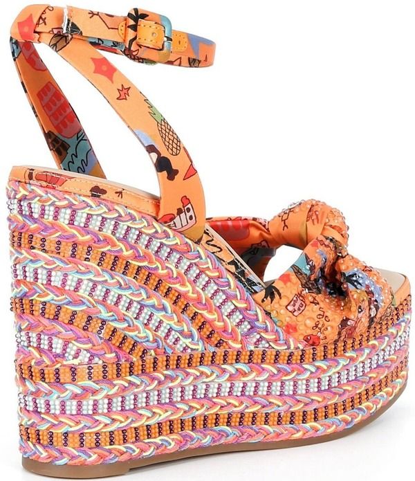 ジャンビニ レディース シューズ スリッポン・ローファー プラットフォーム プリント サンダル Gianni Bini Sanders Knotted Print Beaded Wedge Platf